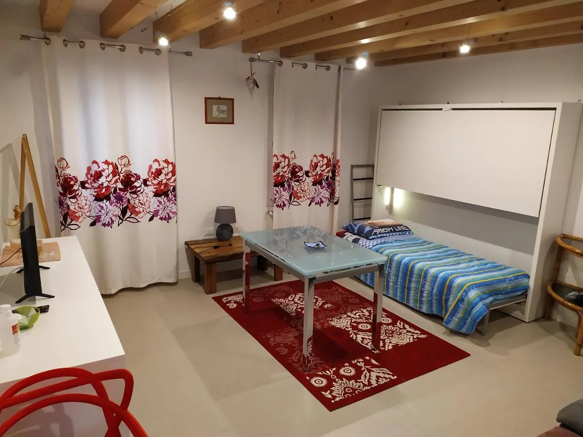 Casa vacanze Giardino in laguna Murano Italia